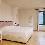 Hotel Village Heights 5*