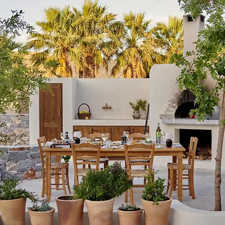 فندق فيليدج هايتس جولف 5*