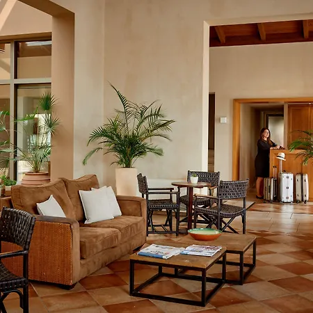 Village Heights Hotel 5*