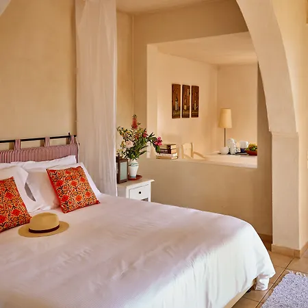 Village Heights Hotel