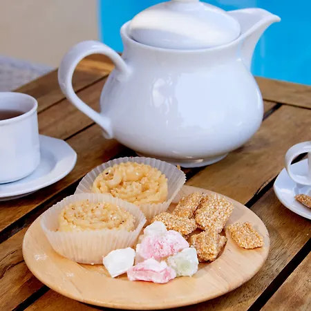 Village Heights 호텔 5*