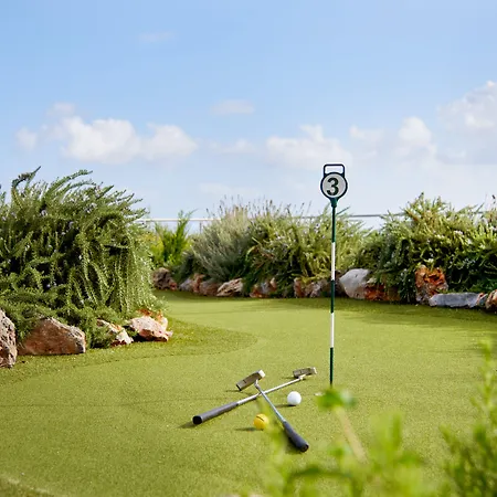 Village Heights Hotel 5*