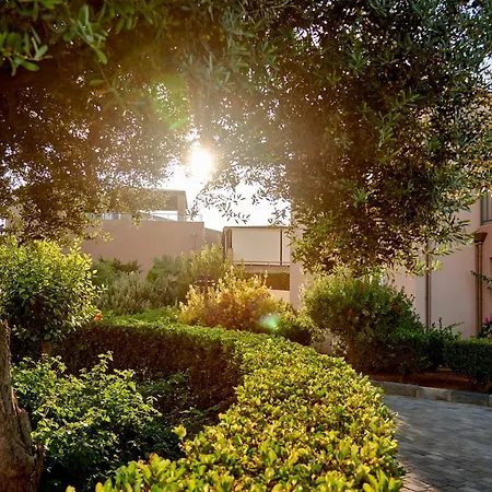 Hotell Village Heights