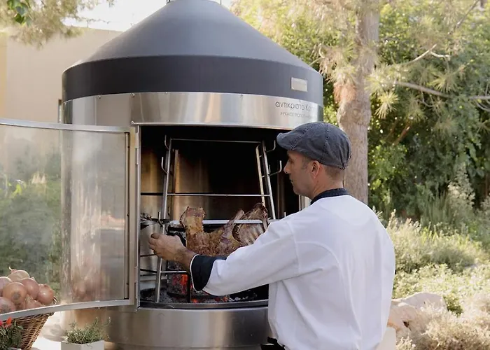 Village Heights Отель 5*