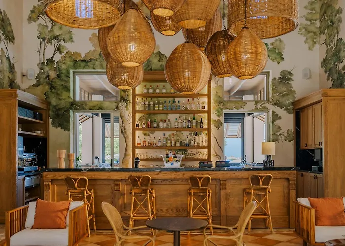 Hotel Village Heights 5*