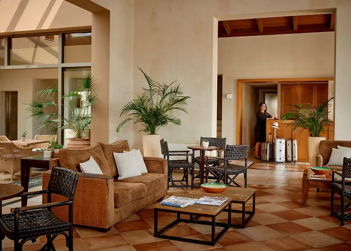 Village Heights Hotel 5*