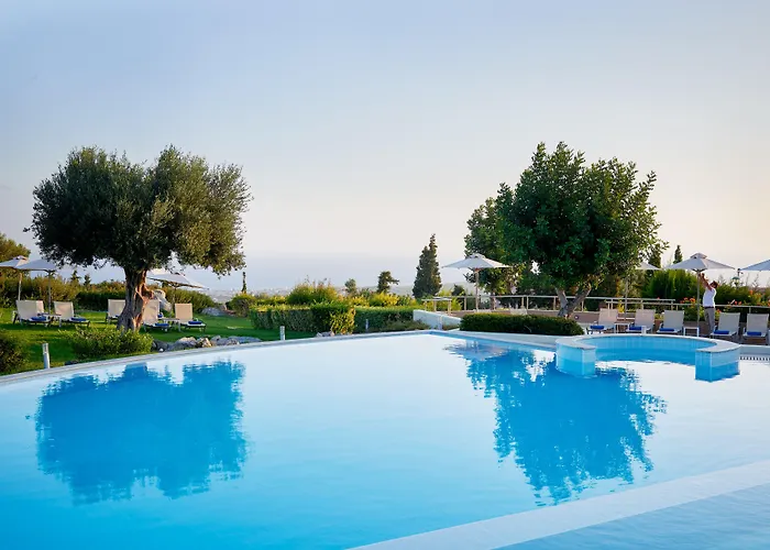 Hotel Village Heights 5*