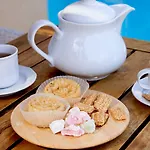 Village Heights Hotel 5*