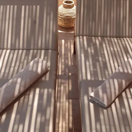 Hotel Village Heights