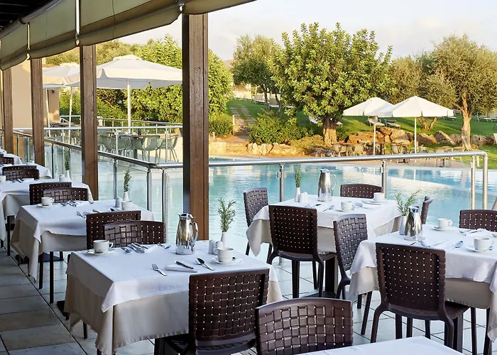 Hotel Village Heights